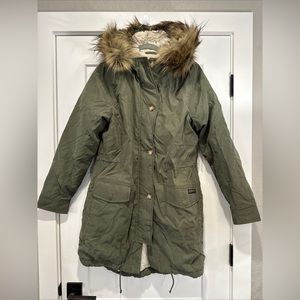 Abercrombie & Fitch Sherpa-Lined Military Parka Size Large